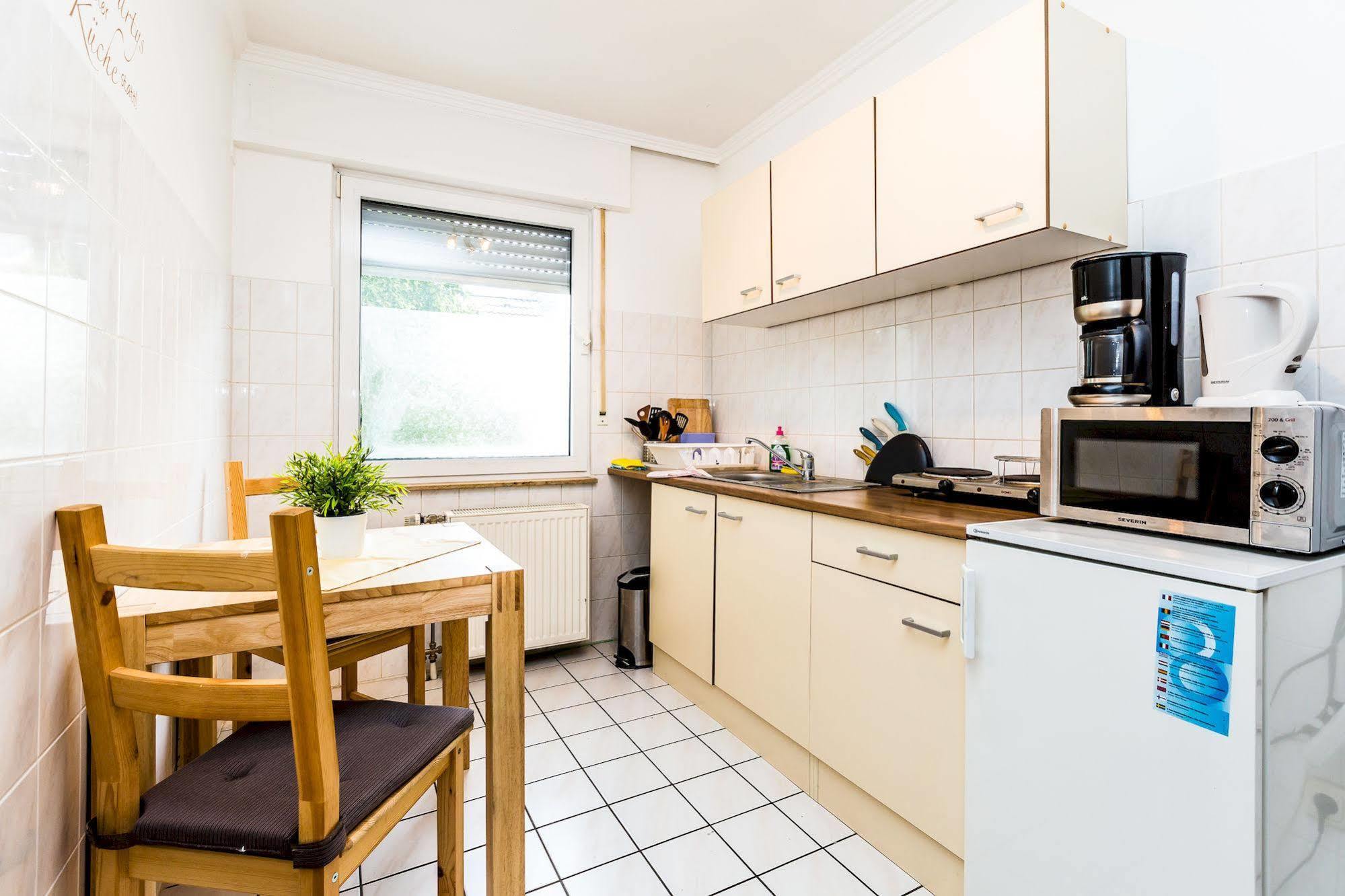 Hotel Schuetze Superior Hürth Екстериор снимка