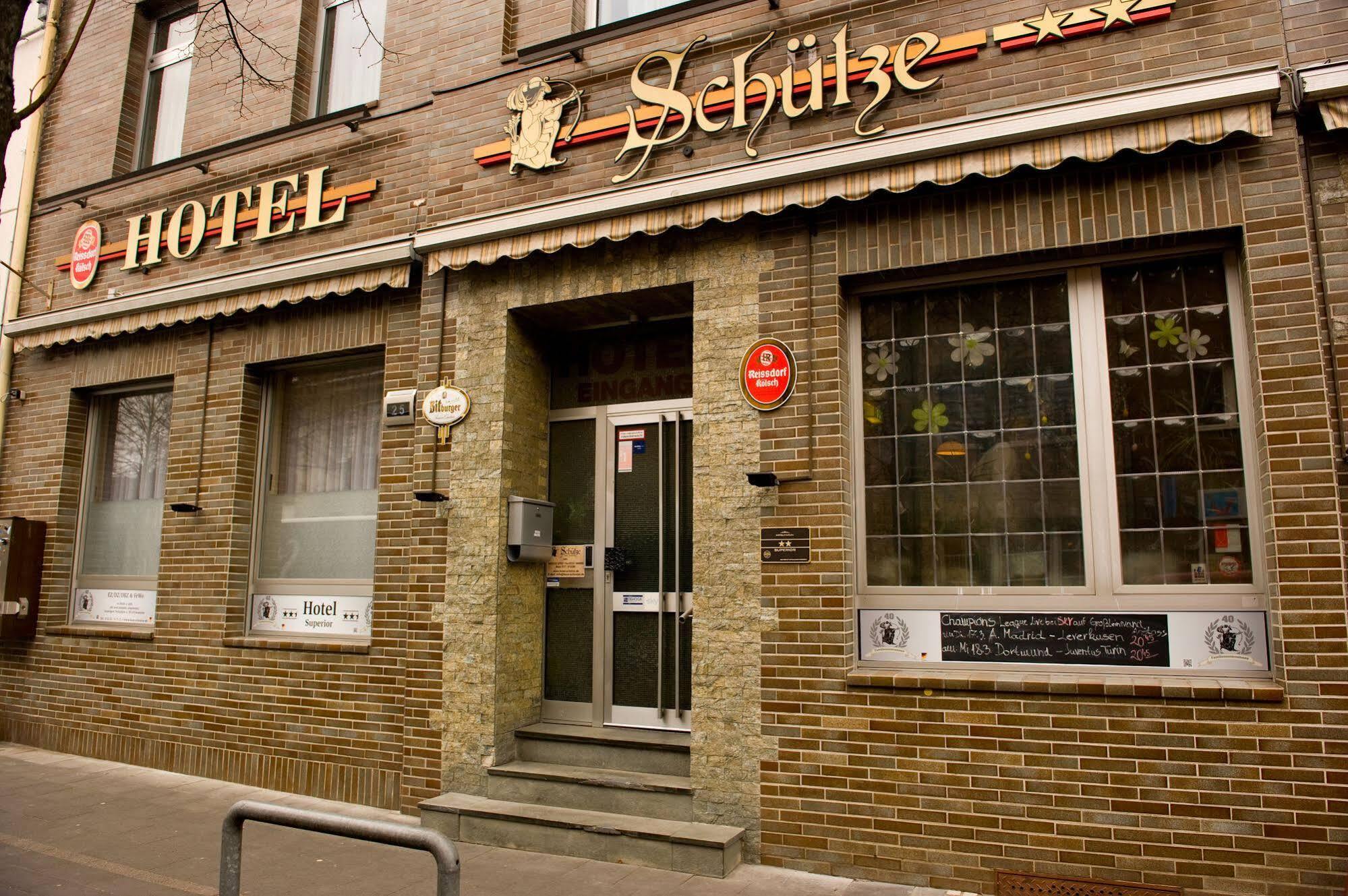 Hotel Schuetze Superior Hürth Екстериор снимка