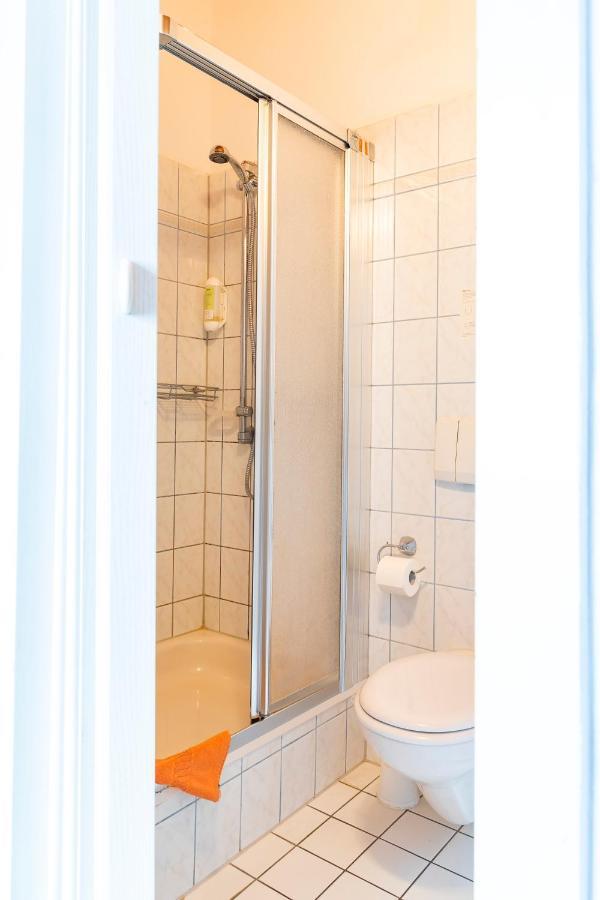 Hotel Schuetze Superior Hürth Екстериор снимка