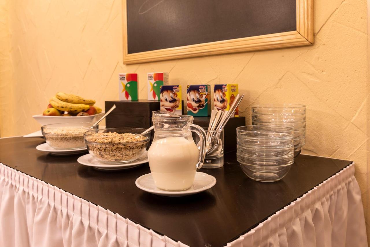 Hotel Schuetze Superior Hürth Екстериор снимка
